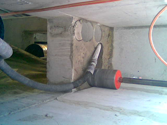 Betonfúrás változó munkaterületeken 3
